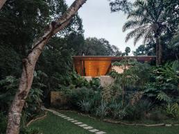 cornetta, arquitetura, eco house, eco houses, casa escondida, mata, floresta, bosque