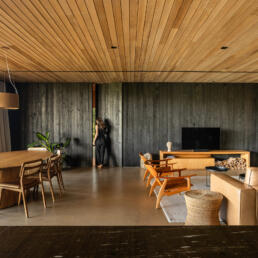 projeto, arquitetura, interiores, casa, moderna, porta painel mimetizada, shou sugi ban